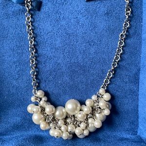 Simply Vera Vera Wang Necklace EUC